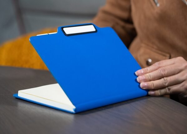 Libreta Lamine con Bolígrafo - Image 4